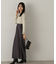 スリット入りサテンナロースカート　24AW