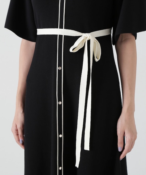 金ボタンニットワンピース｜プロポーションボディドレッシングの