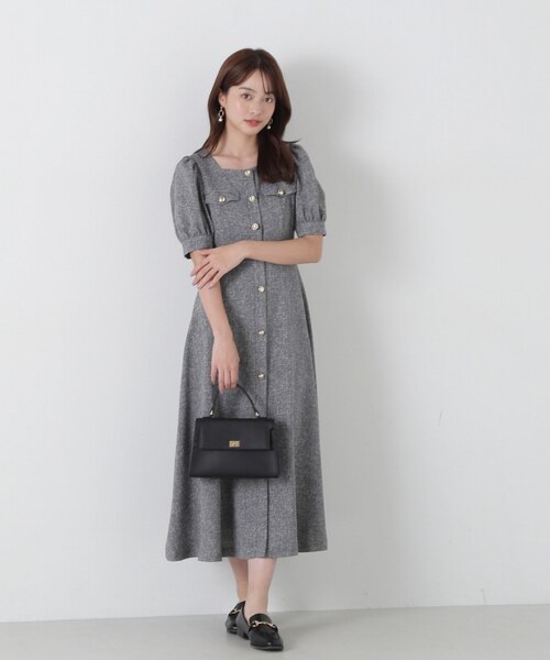 フロント釦スクエアネックワンピース｜プロポーションボディ