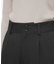 タックテーパードパンツ