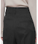 タックテーパードパンツ