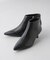 ポインテッドショートブーツ