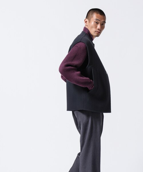 ASSEMBLANC（ナノユニバース）ダブルフェイスリバーカラーレスジレ