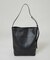 ITTI／別注 MARY BUCKET SHOULDER