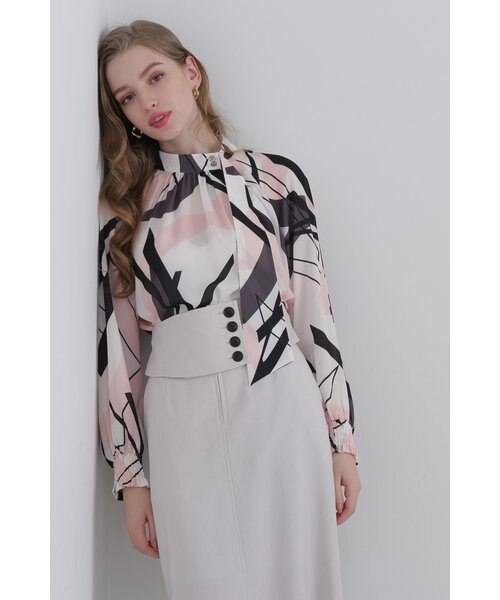 美品 ピンキーアンドダイアン web限定 ジオメトリックアートプリントブラウス ◇ジオメトリックアートプリントブラウス｜ピンキーアンドダイアンの