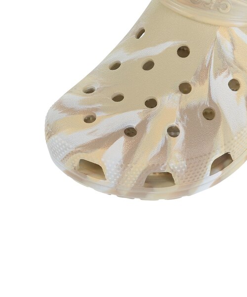 クロックス（crocs）サンダル クラシック マーブル クロッグ ベージュ