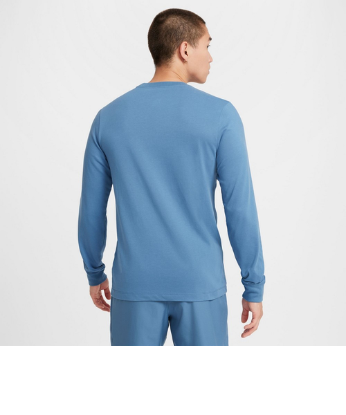 ナイキ（NIKE）ドライフット スウッシュ 長袖 フィットネスTシャツ