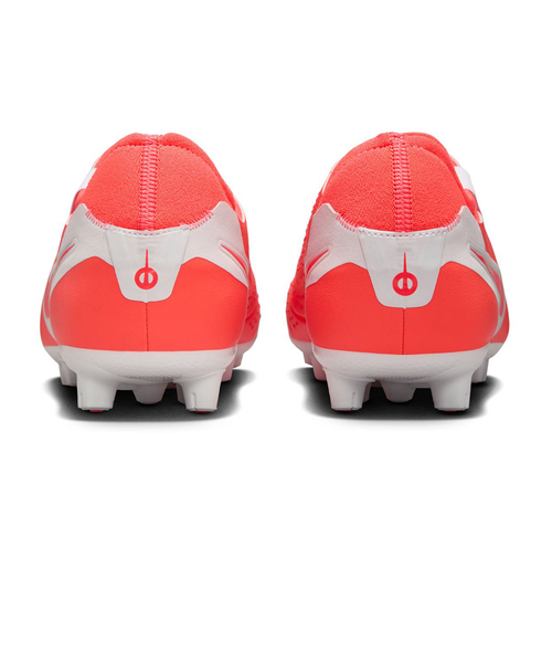 ナイキ（NIKE）サッカースパイク 土 ハードグラウンド用 ティエンポ