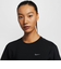 ナイキ（NIKE）スウィフト Dri-FIT ショートスリーブ ランニングトップ HM9699-010