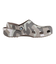 クロックス（crocs）サンダル クラシックプリンテッドカモクロッグ M/M カモフラージュグレー 206454-2ZJ シャワサン 軽量
