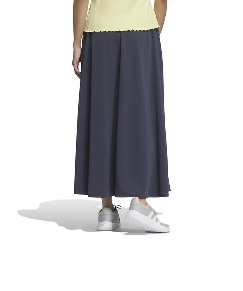 アディダス（adidas）スリーストライプス ニットスカート KQD95-JL5096