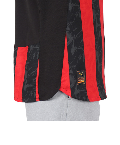 プーマ(PUMA)サッカー ACミラン 2025-26 半袖 ユニホーム オーセンティック 77996101(Men’s) プーマ（PUMA）サッカー ACミラン 2025-26 半袖 ユニホーム