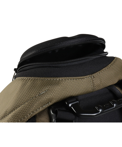 オークリー（OAKLEY）バック ディパック KITCHEN SINK オリーブ 34L