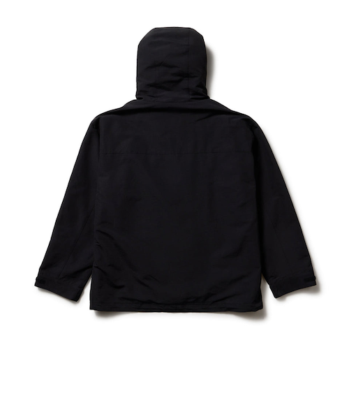 ニューエラ（NEW ERA）マウンテンパーカ ボックスロゴ ウーブンパッチ