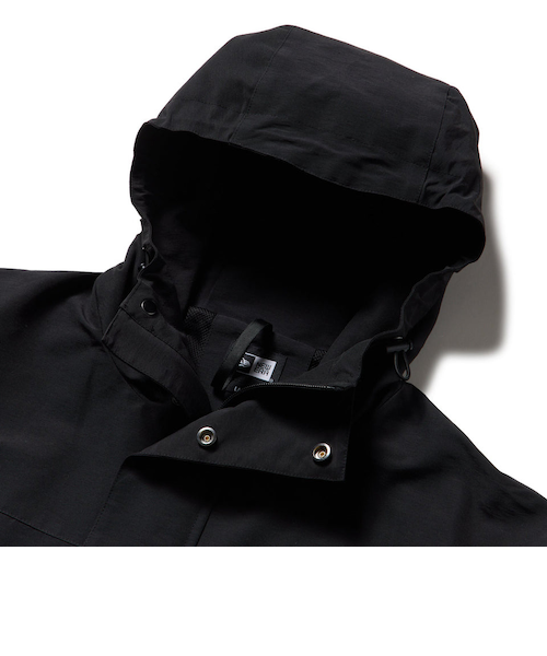 ニューエラ（NEW ERA）マウンテンパーカ ボックスロゴ ウーブンパッチ