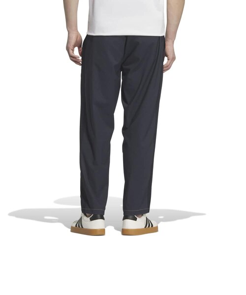 アディダス（adidas）ライト ストレッチ デニム レギュラーフィット