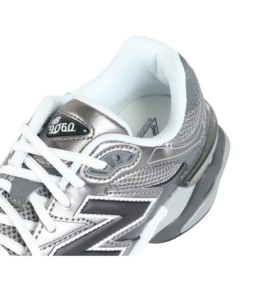 ニューバランス（new balance）スニーカー スポーツシューズ 90/60