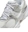 ナイキ（NIKE）スニーカー スポーツシューズ V5 RNR ホワイト シルバー HQ7901-112