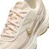 ナイキ（NIKE）スニーカー スポーツシューズ ウィメンズ イニシエーター ベージュ 394053-107 スポーツ カジュアルシューズ