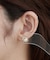 パール調ビジューピアス