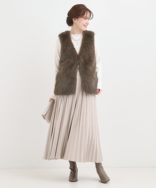 ふわふわフェイクファーベスト｜シューラルーの通販｜&mall