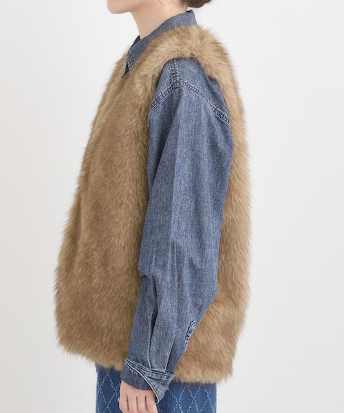 FILA♡【美品❣️】ふわふわフェイクファーのフーディベストＬ ふわふわフェイクファーベスト｜シューラルーの通販｜&mall