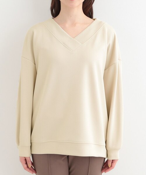 洗濯機可】インせずすっきり見え。カットツイルVネックトップス