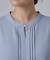 【通勤/UV/洗濯後しわになりにくい/S-LL】胸元のゴールドホックがアクセント ピンタックデザインブラウス
