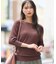 【毛玉になりにくい】パール調ボタンが女性らしさをプラス ガーター切替 7分袖ドルマンニット