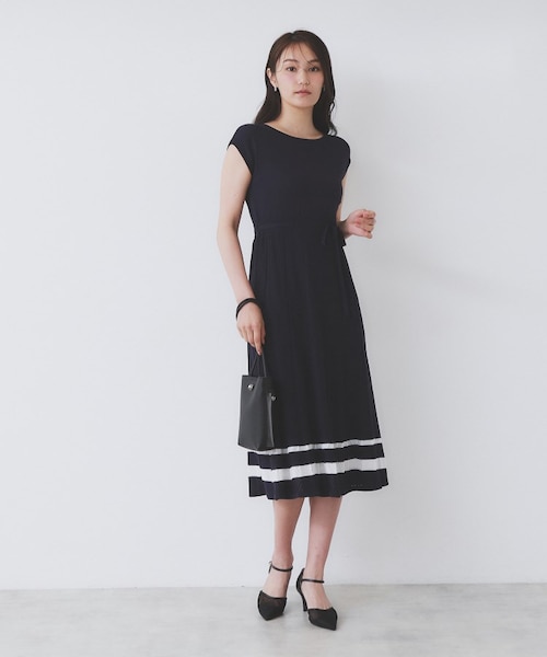 美品✨20年 フォクシー プリーツニットワンピース Aライン ブラック 38 美品✨20年 フォクシー プリーツニットワンピース Aライン