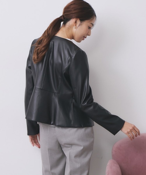 レザー調ストレッチペプラムジャケット【洗える】｜インデックス
