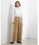 シンプルを品よく格上げ　サイドビットワイドパンツ