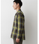 チェックシャツ