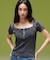 FADED HENLEY NECK S/S COMPACT TOP