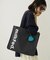 CUT OUT LOGO PIPING TOTE