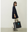 CUT OUT LOGO PIPING TOTE
