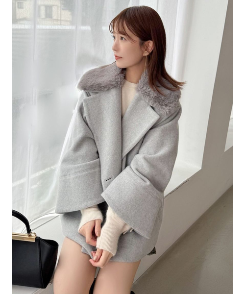 SNIDEL ファー付きミドルケープコート　アイボリー SNIDEL ファー付きミドルケープコート アイボリー WEB限定】ファー