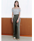 タックラインパンツ