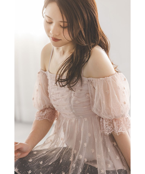 バリエオフショルレースチュニック バリエオフショルレースチュニック（チュニック）｜SNIDEL