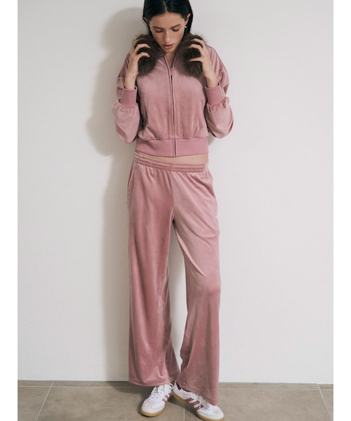 adidas Originals】ESS VELOUR PANT /エッセンシャルズ ベロアパンツ