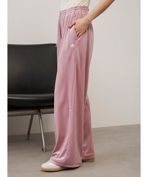 adidas Originals】ESS VELOUR PANT /エッセンシャルズ ベロアパンツ
