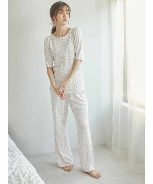 ジェラートピケ　さくら柄針抜きTシャツ×ロングパンツ SPRING】さくら柄針抜きTシャツ｜ジェラートピケの通販｜&mall