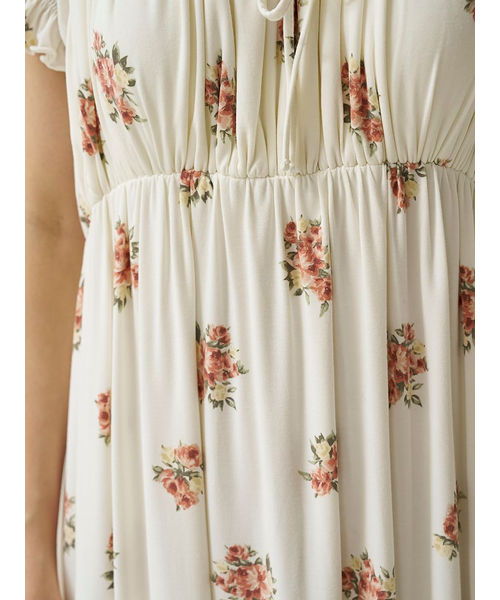 【新品】ジェラートピケ　中花柄カップインワンピース　ブルー 新品】ジェラートピケ 中花柄カップインワンピース ブルー 花柄