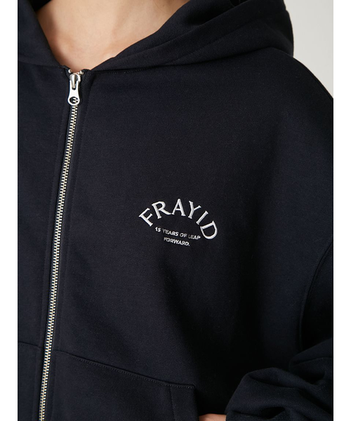 15thオリジナルロゴジップフーディー　FRAY I.D 15thオリジナルロゴジップフーディー(カットソー)｜トップス