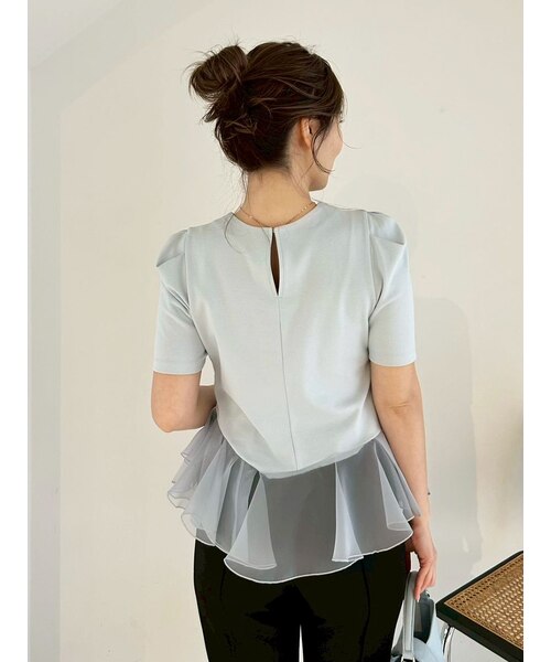 【新品未使用タグ付】FRAYI.D シアーペプラムカットトップス／ウォッシャブル シアーペプラムカットトップス／ウォッシャブル｜フレイアイディーの