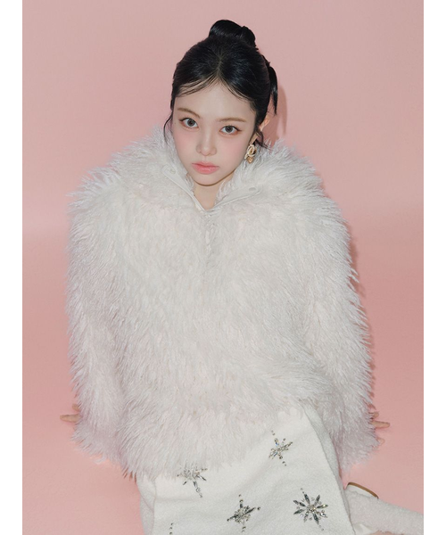 完売♥️新作新品✨ LILY BROWN スノーマンプルオーバートップス スノーマンプルオーバートップス(Hearts2Hearts着用)｜リリーブラウン