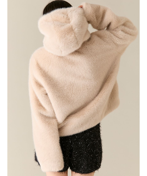 スノーマンプルオーバートップス(Hearts2Hearts着用)｜リリーブラウン