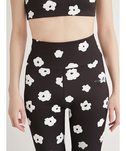 カモミール柄レギンス｜エミの通販｜&mall（アンドモール）三井
