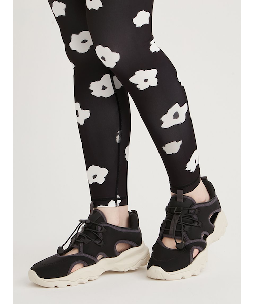 カモミール柄レギンス｜エミの通販｜&mall（アンドモール）三井