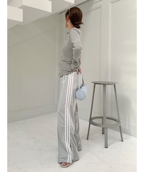 adidas Originals for emmi】FIREBIRD LOOSE TRACK PANTS｜エミ